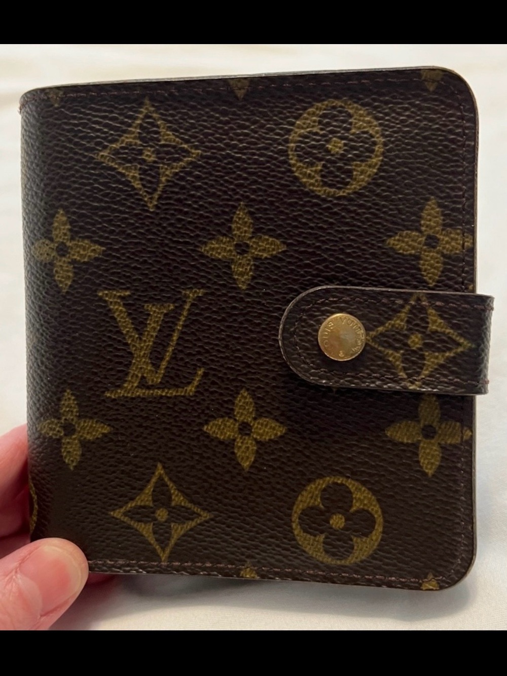 Vintage Louis Vuitton Monogram Zippe Zipped Compact Wallet CT0054